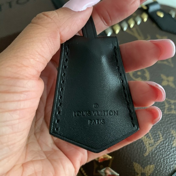 Authentic Louis Vuitton metal studded Alma BB - Picture 12 of 15